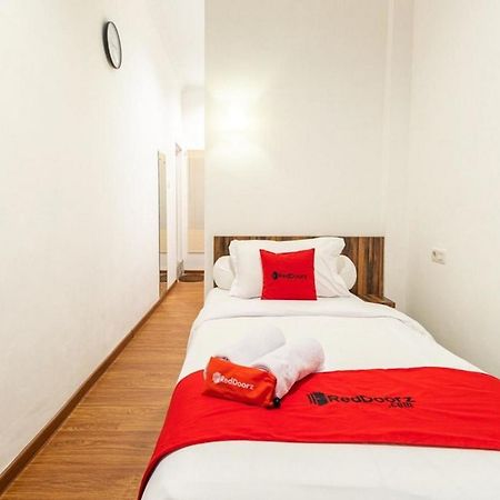 Reddoorz @ Binjai Otel Dış mekan fotoğraf