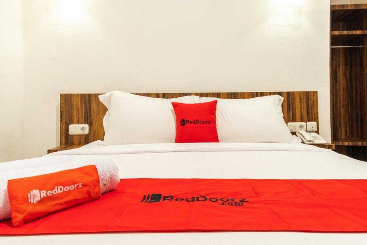 Reddoorz @ Binjai Otel Dış mekan fotoğraf