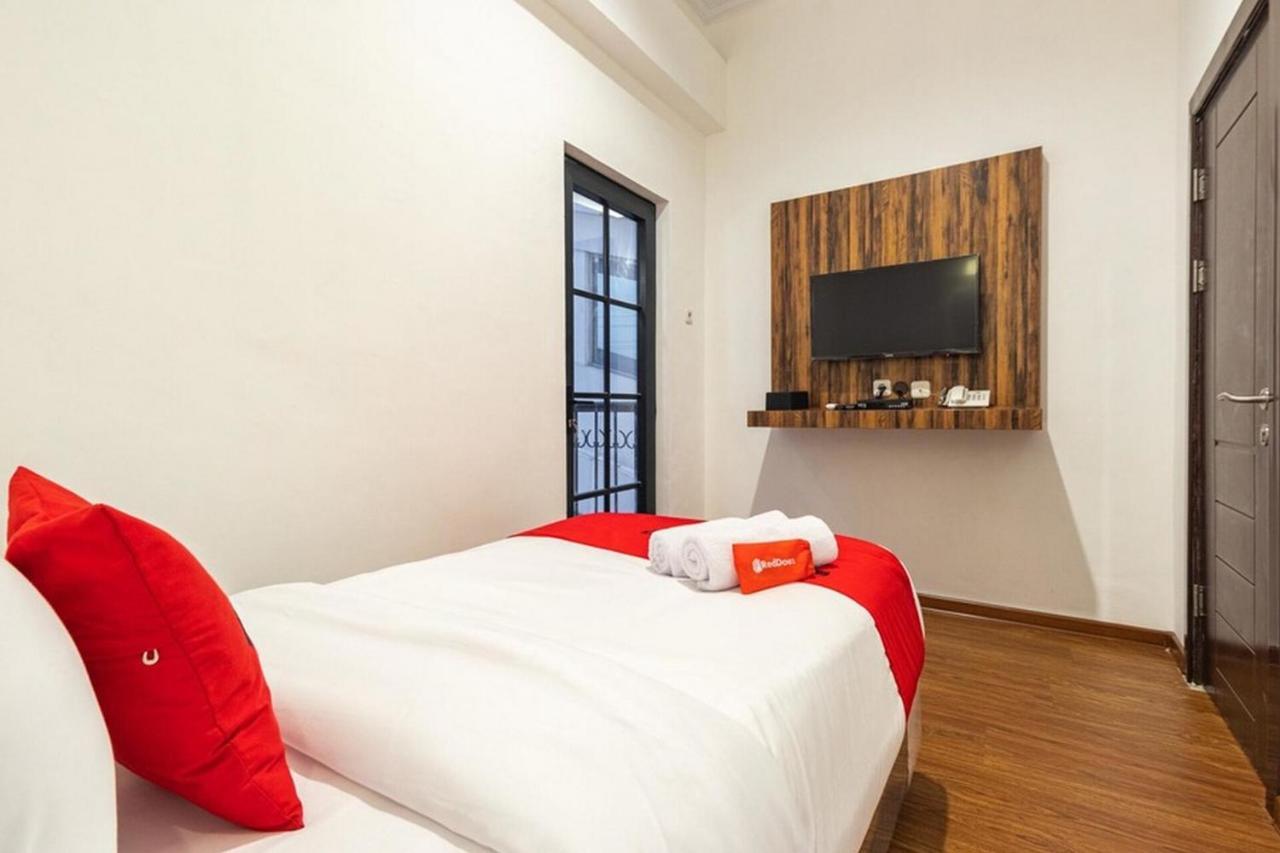 Reddoorz @ Binjai Otel Dış mekan fotoğraf
